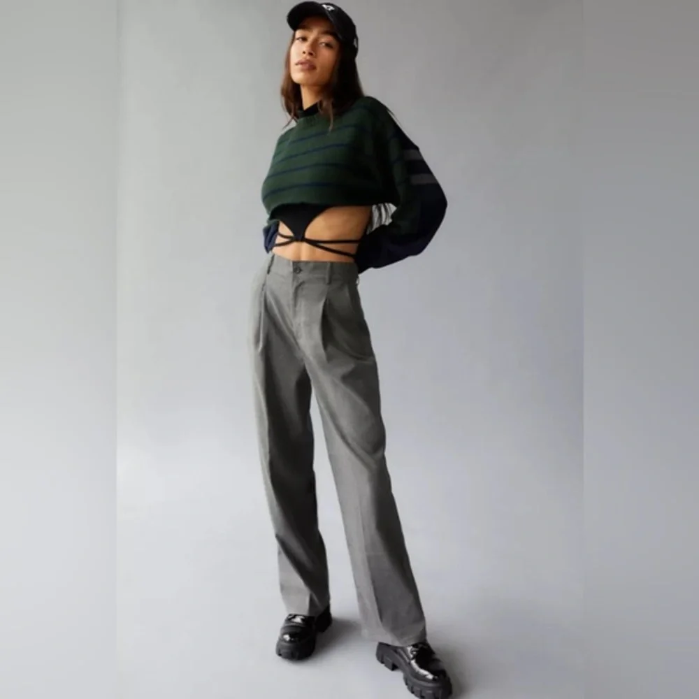 NWT Urban Outfitters Helena Trouser Pant XS Grey